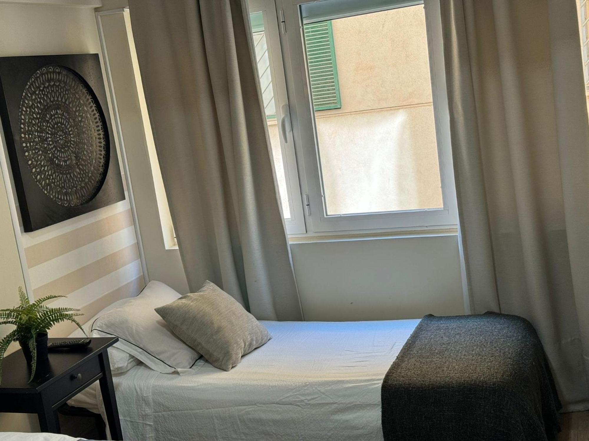 Picasso Premium Apartment Malaga Luaran gambar