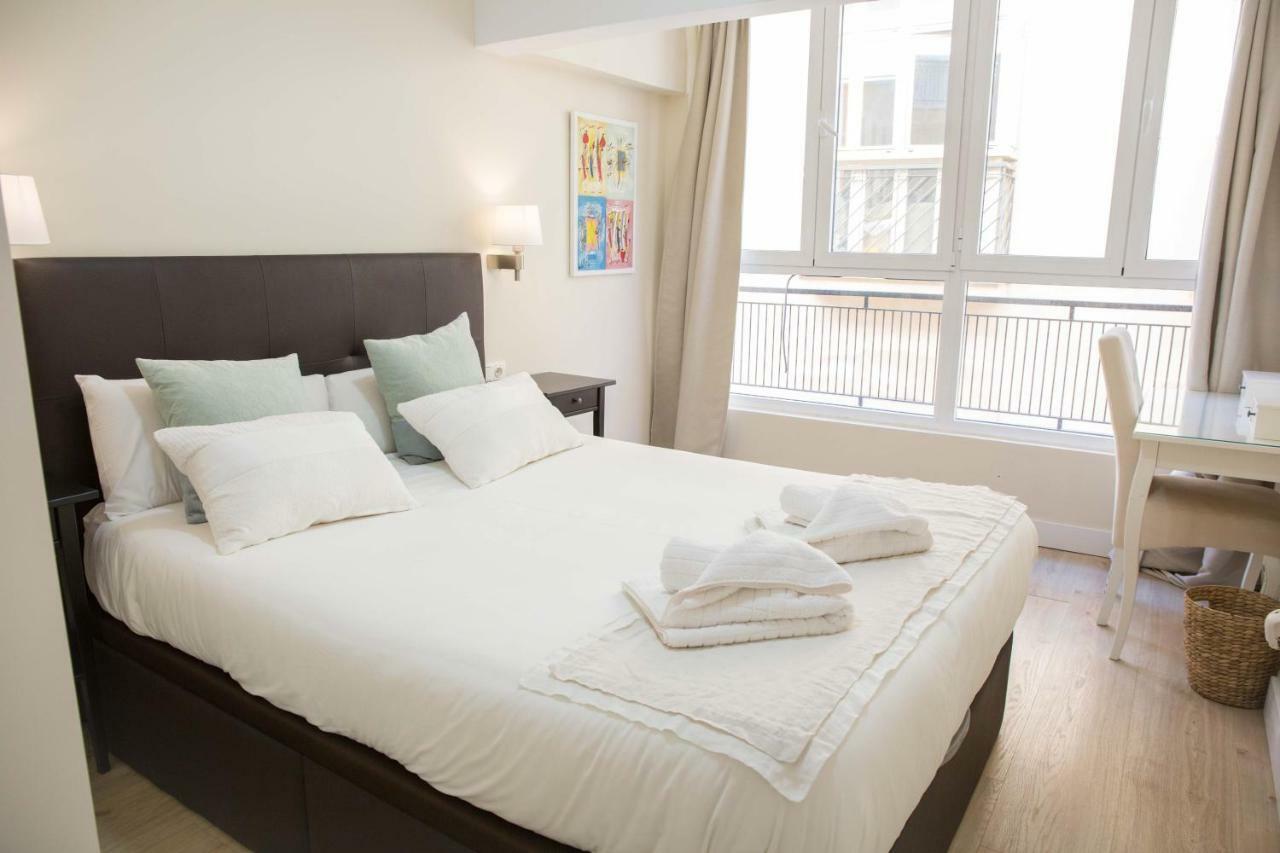 Picasso Premium Apartment Malaga Luaran gambar
